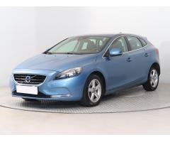 Volvo V40 2.0 D3 110kW - 3