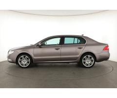 ŠKODA SUPERB COMBI 2.0TDI 140 LAURIN&K 4X4 DSG 7ST