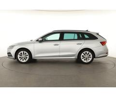 ŠKODA SUPERB COMBI 2.0TDI 140 LAURIN&K 4X4 DSG 7ST