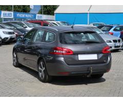 Ford Grand C-Max 2.0 TDCi 103kW - 6