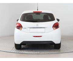 Peugeot 208 1.2 PureTech 60kW - 6