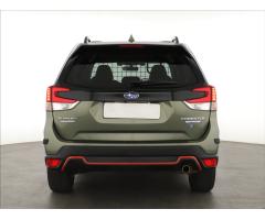 Subaru Forester 2.0 e-Boxer MHEV 110kW - 6