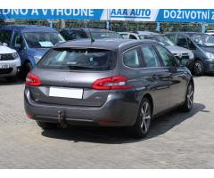 Ford Grand C-Max 2.0 TDCi 103kW - 8