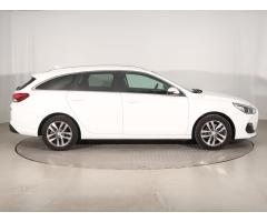 Hyundai i30 1.4 CVVT 73kW - 8