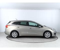 Kia Cee`d 1.6 GDI 99kW - 8