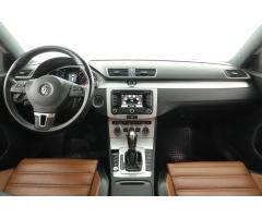 Volkswagen Passat 2.0 TDI 130kW - 10