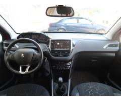 Peugeot 2008 1.2 PureTech 60kW - 10