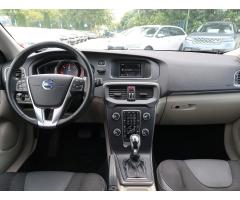 Volvo V40 2.0 D3 110kW - 10