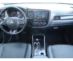 Mitsubishi Outlander 2.2 DI-D 110kW - 10