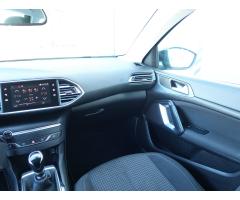 Peugeot 308 1.5 BlueHDi 75kW - 11