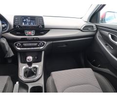 Hyundai i30 1.4 CVVT 74kW - 11