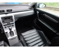 Volkswagen Passat 2.0 TDI 130kW - 11