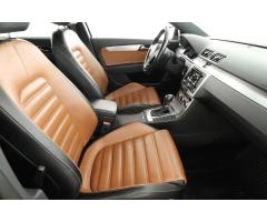 Volkswagen Passat 2.0 TDI 130kW - 12