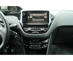 Peugeot 2008 1.6 BlueHDi 73kW - 18