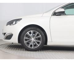 Peugeot 308 1.6 BlueHDi 88kW - 21