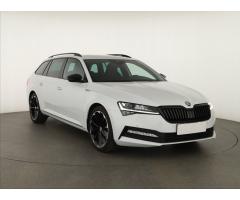 ŠKODA SUPERB COMBI 2.0TDI 140 LAURIN&K 4X4 DSG 7ST