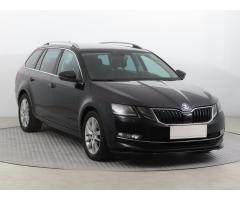 ŠKODA SUPERB COMBI 2.0TDI 140 LAURIN&K 4X4 DSG 7ST