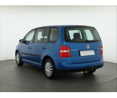 Volkswagen Touran 1.6 FSI 85kW - 5