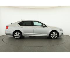 Škoda Octavia 1.4 TSI 103kW - 8