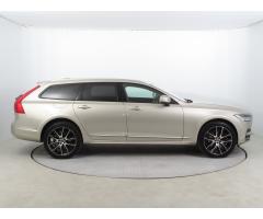 Volvo V90 D5 2.0 AWD 173kW - 8