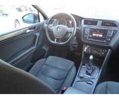 Volkswagen Tiguan 2.0 TSI 132kW - 9