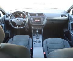 Volkswagen Tiguan 2.0 TSI 132kW - 10