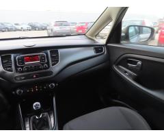 Kia Carens 1.6 GDI 99kW - 11