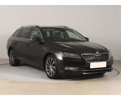 ŠKODA SUPERB COMBI 2.0TDI 140 LAURIN&K 4X4 DSG 7ST