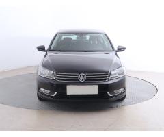 Volkswagen Passat 2.0 TDI 103kW - 2