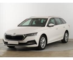 ŠKODA SUPERB COMBI 2.0TDI 140 LAURIN&K 4X4 DSG 7ST