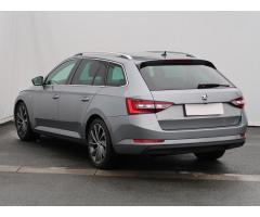 Škoda Superb 2.0 TDI 110kW - 5