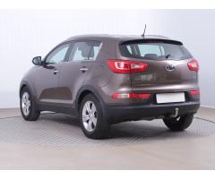 Kia Sportage 2.0 CRDi 100kW - 5