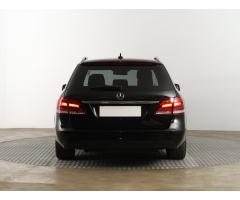 Volkswagen Golf 1.4 16V 59kW - 6