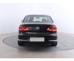 Volkswagen Passat 2.0 TDI 103kW - 6