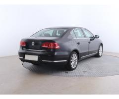 Volkswagen Passat 2.0 TDI 103kW - 7