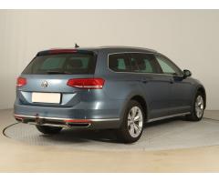 Volkswagen Passat 2.0 TDI 140kW - 7