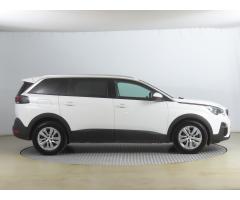 Peugeot 5008 PureTech 130 96kW - 8