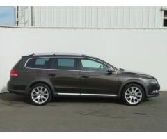 Volkswagen Passat 2.0 TDI 130kW - 8