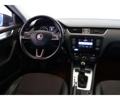 Škoda Octavia 2.0 TDI 110kW - 9