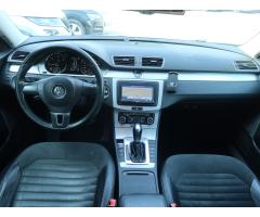 Volkswagen Passat 2.0 TDI 103kW - 10