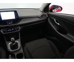 Hyundai i30 1.4 T-GDI 103kW - 13