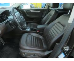 Volkswagen Passat 2.0 TDI 130kW - 16