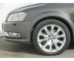 Volkswagen Passat 2.0 TDI 130kW - 21