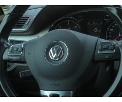 Volkswagen Passat 2.0 TDI 130kW - 30