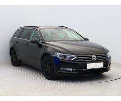 Volkswagen Passat 1.6 TDI 88kW - 1