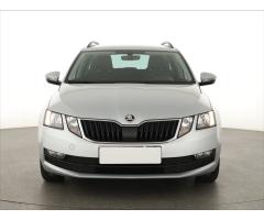 ŠKODA SUPERB COMBI 2.0TDI 140 LAURIN&K 4X4 DSG 7ST