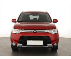 Mitsubishi Outlander 2.2 DI-D 110kW - 2