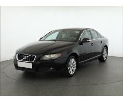 Volvo S80 2.4 D5 136kW - 3