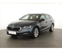 ŠKODA SUPERB COMBI 2.0TDI 140 LAURIN&K 4X4 DSG 7ST