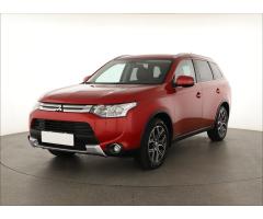 Mitsubishi Outlander 2.2 DI-D 110kW - 3